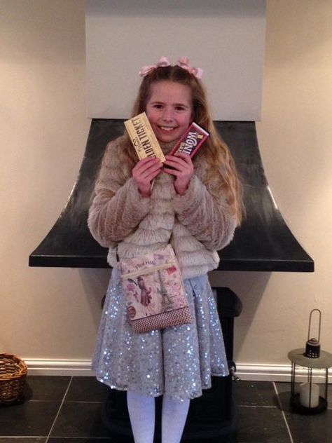 World book day 2016: the best children's costumes - in pictures Veruca Salt Costume, Roald Dahl Costumes, World Book Day Outfits, World Book Day Ideas, Character Dress Up, Veruca Salt, World Book Day Costumes, Book Day Costumes, Diy Costumes Women