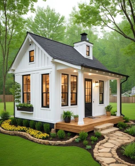 Scandinavian Tiny House, Tiny Guest House, Pool Shed, Tiny House Village, Backyard Cottage, Small Cottage Homes, Cute Little Houses, Tiny House Plan, Cottage Exterior