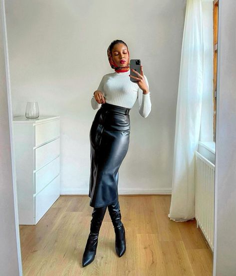 Aisha Ibrahim 🇬🇧🇳🇬 on Instagram: “#ad What i would be wearing out and about this party season, so i’ll wear it at home instead 🙃. In love with how this faux leather skirt is…” Karolina Cruz, Outfit With Leather Skirt, Faux Leather Skirt Outfit, Leather Skirt Outfit Ideas, Styling Scarves, Modest Street Fashion, Work Vibes, Styling Skirts, Nice Clothing