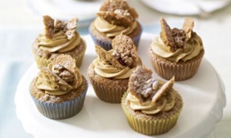 The combination of coffee and walnut is always popular. For these small cakes I’ve used the all-in-one method, which really simplifies cake-making and, I think, makes it much more foolproof. Small Cakes For Afternoon Tea, Coffee And Walnut Cupcakes, Walnut Cupcakes, Mary Berry Cakes, Coffee And Walnut Cake, Mary Berry Recipe, Coffee Tips, Special Coffee, Berry Recipes