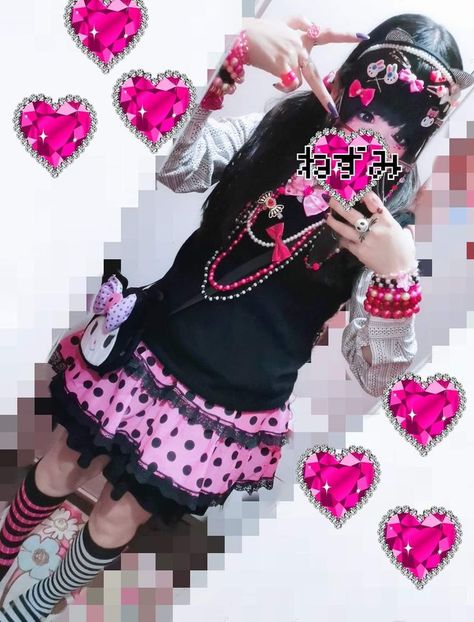 Dark Decora Fashion Outfits, Dark Decora Kei, Decora Fashion Outfits, Menhera Fashion, Dark Decora, Decora Fashion, Decora Harajuku, Girls Fasion, Kei Visual