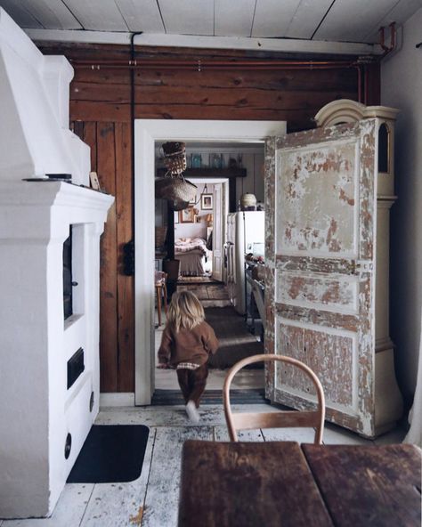 my scandinavian home: An Magical Rustic Family Farmhouse In Rural Finland Wood Panelled Walls, Scandi Rustic, Sweden Home, Panelled Walls, Modern Provincial, Swedish Farmhouse, Rustic Books, Nordic Homes, Rustic Interior Design