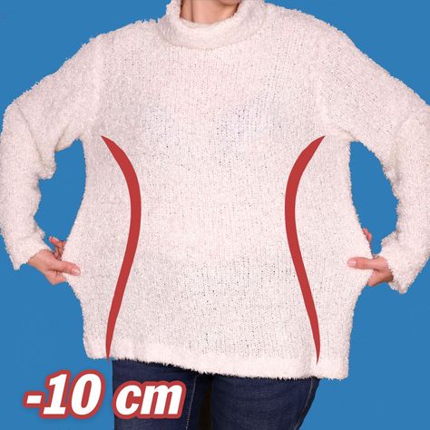 A simple way to shrink a big sweater to fit you perfectly in 5 minutes! | sweater | A simple way to shrink a big sweater to fit you perfectly in 5 minutes! | By Miarti - Wiederverwendung How To Make A Sweater Smaller, Sweater Too Big Hacks, Sweater Hacks, School Jumpers, Big Sweater, Clothes Hacks, Big Wool, Big Sweaters, Sweater Fits