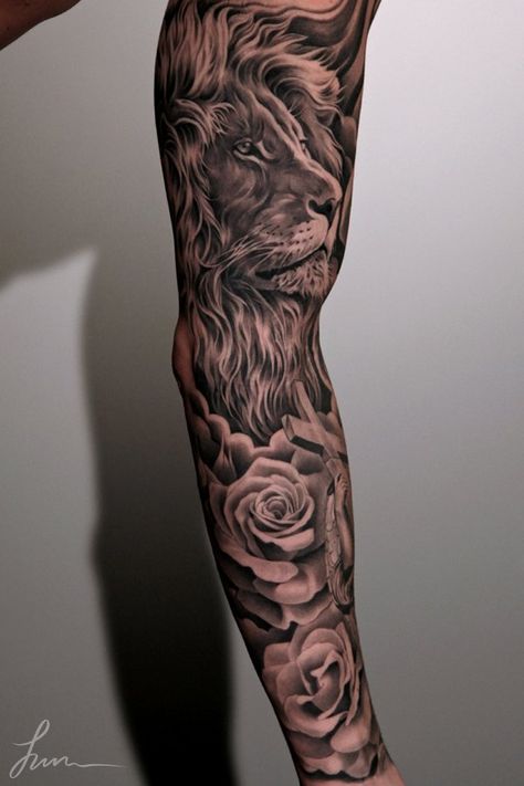 78 Lion and flowers full sleeve tattoo Full Arm Sleeve Tattoo, Lion Sleeve, Voll Arm-tattoos, Tattoo Homme, Lion Tattoo Sleeves, Mens Lion Tattoo, Full Sleeve Tattoos, Full Sleeve Tattoo, Best Sleeve Tattoos