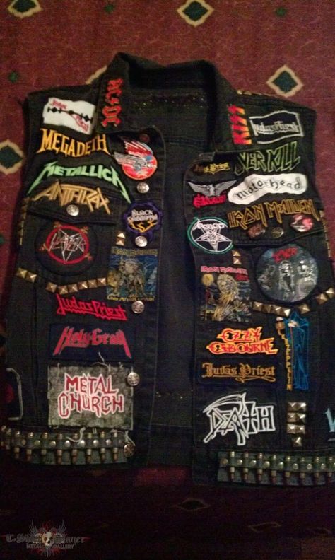 Goth Battle Vest, Battle Jacket Metal, Battle Vest Heavy Metal, Metalhead Battle Jacket, 80s Metal Battle Vest, Metal Vest, Heavy Metal Style, Thrash Metal Battle Jacket, Punk Vest