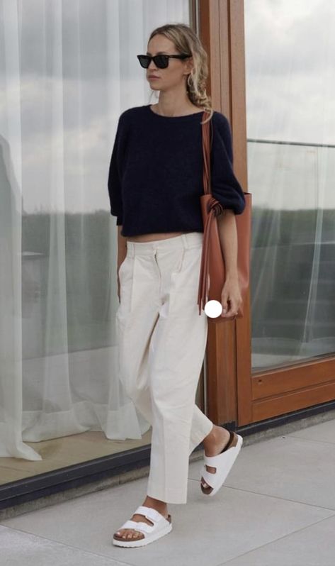 White Birkenstock Outfit Summer, White Birkenstocks Outfit, Birkenstock Outfit Spring, Birkenstock Outfit Women, White Birkenstock Outfit, Birkenstock Outfit Summer, Anouk Yve, White Birkenstocks, Birkenstock Outfit