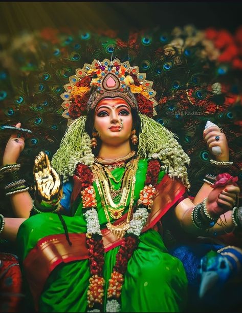 Durga Maa Pic, Krishna Graphics, Durga Matha, 1k Followers Background Editing, Navratri Devi Images, Feeling Photos, Mata Ji, Hanuman Video, Lord Durga