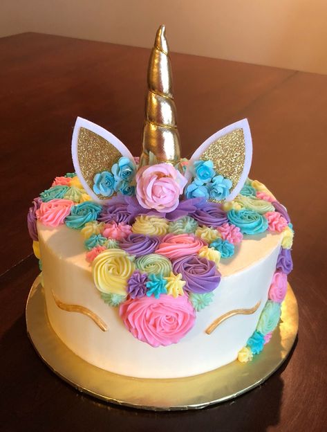 This birthday celebration called for a colorful unicorn cake! It’s a double layer 8” white cake with buttercream frosting and gold, fondant eyes. The customer provided the adorable glittery, gold ears/horn combination. Taste and see that the Lord is good! It was Cristin’s pleasure to serve you! Unicorn Cake One Layer, Cupcake Wrappers Wedding, Kid Cupcakes, Unicorn Cake Topper, Cheap Clean Eating, Unicorn Birthday Cake, Birthday Party Decorations Diy, Baby Shower Cake Topper, Cupcake Wrappers