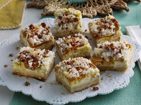 Hummingbird Bars with Candied Pecans Recipe | Kardea Brown | Food Network Hummingbird Bars, Delicious Miss Brown, Kardea Brown, Candied Pecans Recipe, Brown Food, Brown Recipe, Hummingbird Cake, Tv Food, Shortbread Crust