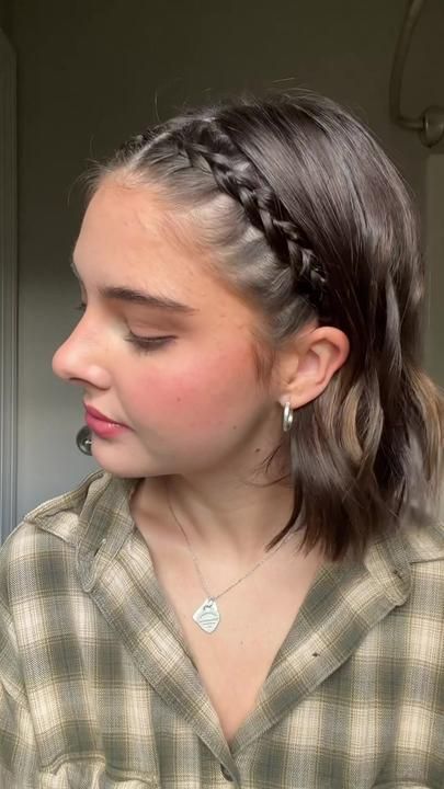 ashley kay on TikTok Ashley Kay Hair, Winter Inspo Outfits, Winter Inspo, Old Money Style, Hairstyles Haircuts, Short Hairstyles, Old Money, Short Hair Cuts, Short Hair