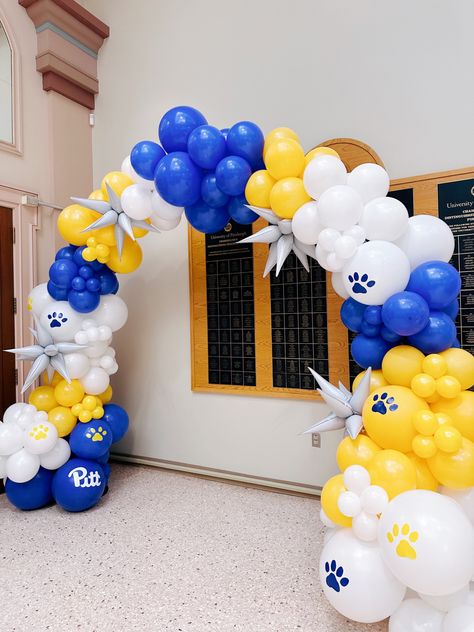 Custom 20 foot balloon arch created for Pittsburgh University containing custom Cricut cut decals in the shape of the school’s logo. Created and designed by Party on Butler in Pittsburgh, PA. Balloon Arch Corporate Event, Homecoming Balloon Arch, Pitt College, Pittsburgh University, School Balloons, Middle School Graduation, Balloon Arch Diy, Party Balloons Diy, Balloon Logo