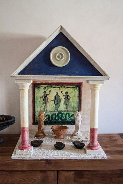 Hellenic Altar, Roman Paganism, House Altar, Ancient Roman Houses, Goddess Of The Hearth, Roman House, Traditional Cooking, Genius Loci, Roman Gods