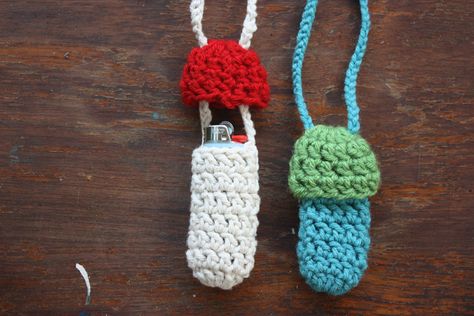 Crochet Mushroom, Crocheted Items, Crochet Keychain, Diy Crochet Projects, Crochet Accessories, Crochet Gifts, Crochet Jewelry, Cute Crochet, Crochet Crafts