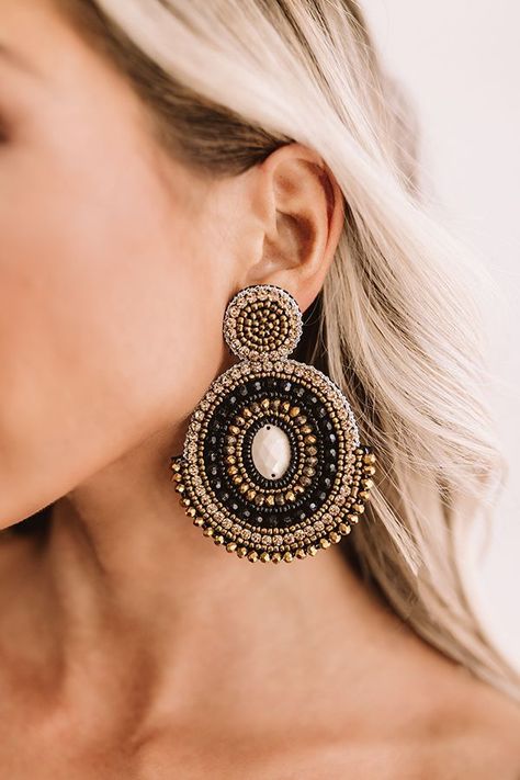 Earring Shoot, Interesting Earrings, Big Statement Earrings, Earrings Outfit, Mom Earrings, Geode Jewelry, Vintage Inspired Earrings, Oversized Earrings, Earrings Aesthetic