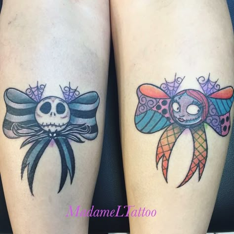 Jack and Sally Bows Wide Tattoo Design, Jack And Sally Couple Tattoo, Surrealism Pictures, Jack And Sally Tattoo Couple, Jack And Sally Tattoo, Quilt Tattoo, Point Tattoo, Skellington Tattoo, Tattoo Nightmares