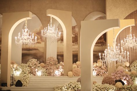 Vitou & Phanin| Wedding Reception Concept, design and installation by: La Couture Phnom Penh -------------------------- La Couture always bring You the Next Level Wedding Contact Us for Info 090 707 777 | 077 861 666 Telegram: https://t.me/lacouturepp #LACOUTUREPHNOMPENH #WEDDINGDECORATION #PHNOMPENH #THENEXTLEVELWEDDING Korean Wedding Backdrop, Italy Wedding Ideas, Ceiling Design Wedding, Wedding Concept Ideas, Event Venue Design, Engagement Design, White Wedding Reception, White Wedding Decor, Reception Stage