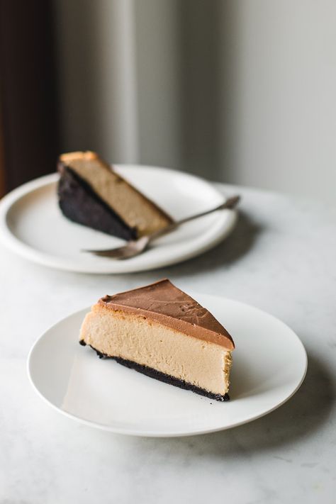 Chocolate Peanut Butter Cheesecake - Pretty. Simple. Sweet. Peanut Butter Treats, Oreo Cheesecake Recipes, Chocolate Peanut Butter Cheesecake, Magical Room, Single Father, Best Cheesecake, Peanut Butter Cheesecake, Snacks And Desserts, Cheesecake Factory