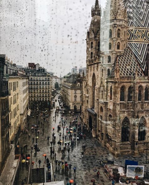 mbrella weather in Vienna. Have a pleasant day! ☔️💕 by @alexyshevchenko #viennano Vienna Waits For You, Cozy Places, Air B And B, Cozy Place, Vienna Austria, Rainy Days, Budapest, Vienna, Big Ben