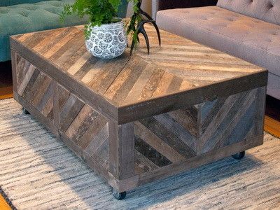 Barnwood Projects, Wooden Pallet Crafts, Barn Boards, Pallet Furniture Designs, Diy Ottoman, Pallet House, Wooden Pallet Furniture, Pallet Boards, Pallet Designs