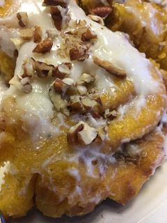 Pioneer Woman Pumpkin Cinnamon Rolls, Pioneer Woman Cinnamon Rolls, Ree Drummond Recipes, Baked Sweets, Breakfast Recipies, Orange Rolls, Brown Betty, Pumpkin Cinnamon Rolls, Pumpkin Roll