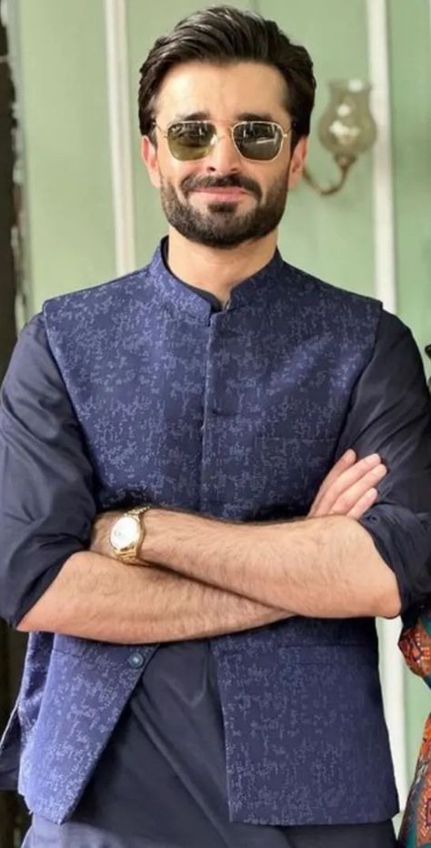 Hamza Abbasi, Hamza Ali Abbasi, Ali Fazal, Mahi Mahi, Actor Photo, Favorite Person, Men Dress, Fangirl, Long Hair