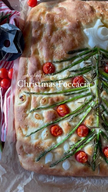 Focaccia Christmas, Christmas Focaccia, Garden Focaccia, Easy Focaccia Recipe, Foccacia Recipe, Foccacia Bread, Farm Fresh Recipes, Focaccia Recipe, Bread Art