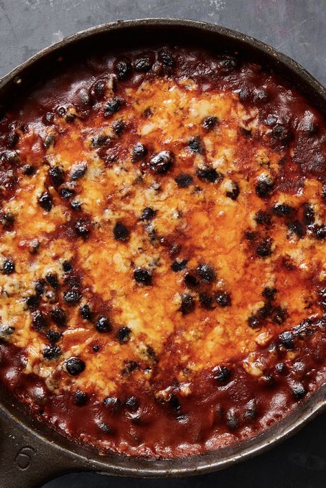 Cheesy Spicy Black Bean Bake, Black Bean And Tomato Recipes, Recipes For Refried Beans, Black Bean Bake, Black Bean Skillet, Sleep Recipes, Cheesy Beans, Bean Bake, Tomato Bake