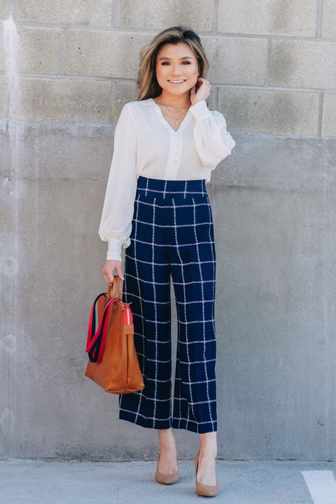 Psychology Outfits, Miss Louie, Express Outfits, Work Outfit Inspiration, Spring Business Casual, Work Outfit Ideas, Spring Work, Spring Work Outfits, Professional Outfits Women