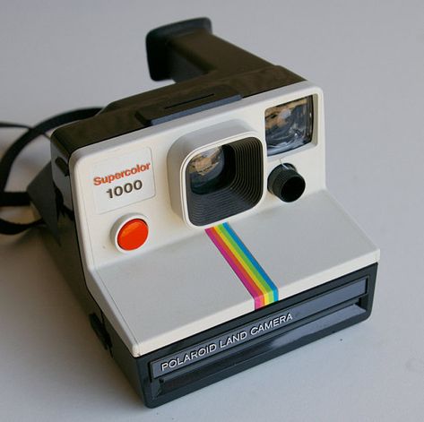 A 1970s Supercolor 1000 Polaroid Land Camera. Gibbs had one of these in S07E08 "Power Down." 1970s Polaroid, Cardboard Camera, 70s Memories, Polaroid One Step, 70s Nostalgia, 70s Design, Vintage Stores, Retro Tech, Instant Photography