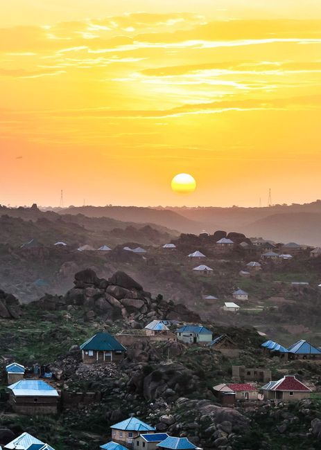 A beautiful scene in Jos, Plateau State #Nigeria Nigerian Landscape, Nigeria Travel Aesthetic, Nigeria Beautiful Places, Nigeria Photography, Nigerian Village, Nigeria Landscape, Epic Backgrounds, West East, Historical Documents