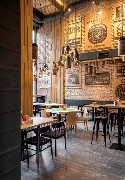 Star Burger – Classic American Bar Atmosphere in the Center of Kyiv Stepped Ceiling, Industrial Restaurant Design, Rustic Restaurant Interior, Sergey Makhno, Industrial Restaurant, Split Bedroom, Rustic Restaurant, Decoration Restaurant, Design Café