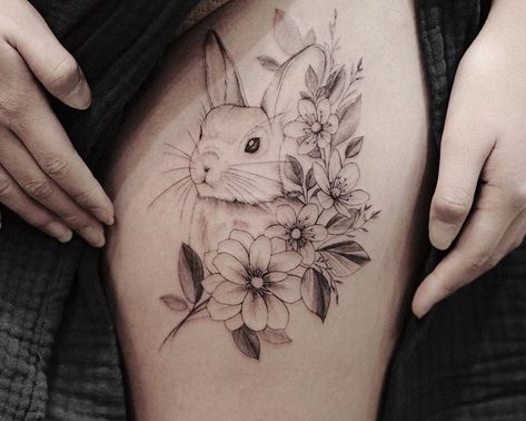 Hase Tattoos, Tattoo Lower Back, Bunny Tattoo, Flower Thigh Tattoos, Bunny Tattoos, Rabbit Tattoos, Rabbit Rabbit, Tattoos Skull, Thigh Tattoos Women