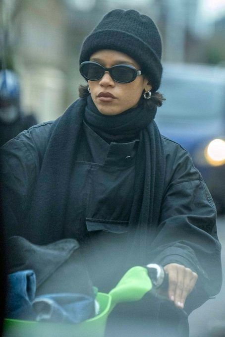 taylor russell archive on X: "taylor russell in london https://t.co/iknx71zb4Z" / X Taylor Russell, Bridget Jones, Sharon Tate, Gentle Monster, Christy Turlington, January 29, Looks Street Style, Fall Fits, Winter Fits