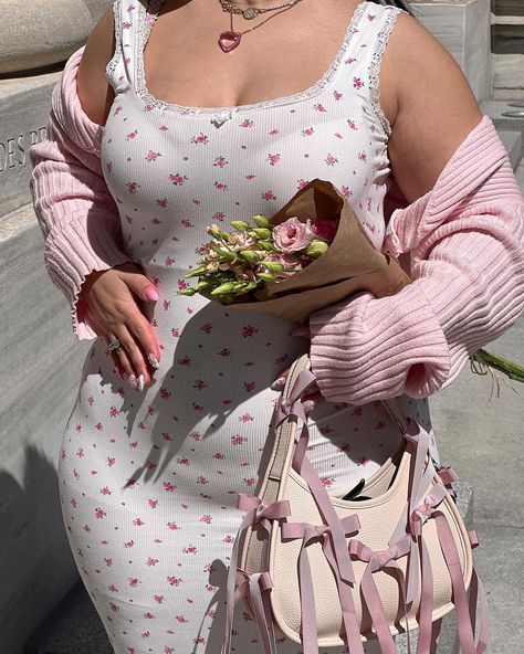 sunday vibes 💐🎀🌸 . pink aesthetic, coquette, pinterest aesthetic, trending outfits, pink pilates princess, floral dress, simple outfit, girly outfit, bows, girly aesthetic, spring fashion, spring style Pink Aesthetic Coquette, Cheonan, Pink Pilates Princess, Girly Outfit, Sunday Vibes, Pink Pilates, Aesthetic Spring, Pilates Princess, Girly Aesthetic