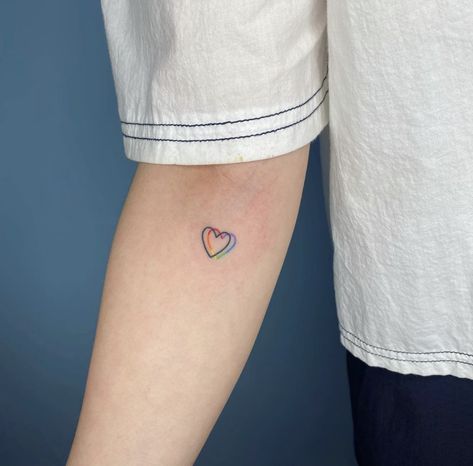 Rainbow Heart Tattoo, Heart Tattoo Ideas, Rainbow Tattoo, Friendship Tattoo, Tiny Tattoos For Women, Random Tattoos, Scar Cover Up, Nice Drawings, Rainbow Tattoos