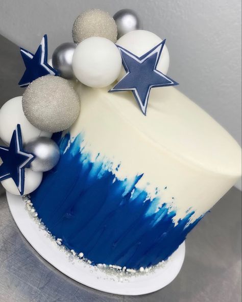 Dallas Cowboys Cookies, Cowboy Snacks, 8inch Cake, Cowboys Cake, Dallas Cowboys Cake, Dallas Cowboys Birthday, Dallas Cowboys Party, Groomsman Cake, Cowboy Cakes