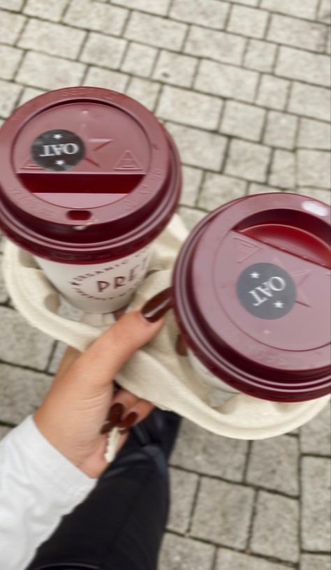 To go takeaway coffee latte pret aesthetic run Take Out Coffee Aesthetic, Pret Coffee Aesthetic, Coffee Takeaway Aesthetic, Takeout Coffee Aesthetic, To Go Coffee Aesthetic, Takeaway Coffee Aesthetic, Pret Coffee, Take Out Aesthetic, Coffee To Go Aesthetic