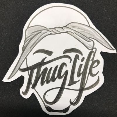 Tupac Tattoo Ideas, Gangster Girl Tattoo, Thug Drawings, Thug Life Tattoo, Tattoo Gangster, 2pac Tattoos, Mafia Tattoo, Tupac Tattoo, Hip Hop Tattoo