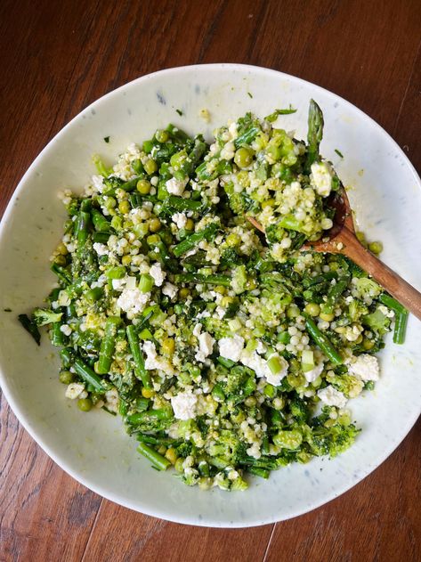 Spring Green CousCous Salad - Natalie Mason Green Couscous, Pesto Vinaigrette, Herb Salad, Orzo Salad, Green Veggies, Couscous Salad, Veggie Soup, Cook Up A Storm, Dinner Inspiration