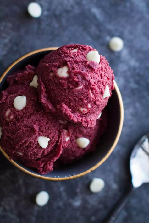 Edible Red Velvet Cookie Dough | wyldflour Red Velvet Cookie Dough, Egg Free Desserts, Edible Cookie Dough Recipe, Ultimate Chocolate Chip Cookie, Red Velvet Cookies, Dessert Easy, Edible Cookies, Cookie Dough Recipes, Edible Cookie Dough