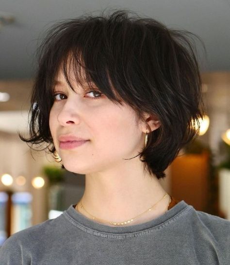 50 Short Hair with Bangs Hairstyles to Try in 2023 Pixie Bob Haircut, Golden Blonde Hair, Bob Haircut With Bangs, Long Pixie, Wispy Bangs, Pixie Bob, Haircut For Thick Hair, Trending Haircuts, Blonde Bobs