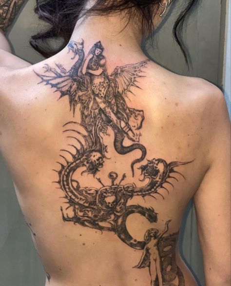 Back Dragon Tattoos For Women, Back Dragon Tattoo For Women, Dragon Back Tattoo Women, Woman Chest Tattoo, Models With Tattoos, Dragon Back Tattoo, Upper Back Tattoo, Full Back Tattoo, Backpiece Tattoo