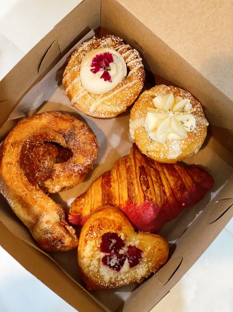 Box Of Pastries, Pastry Box Ideas, Croissant Aesthetic, Bread Logo, Ruby Chocolate, Breakfast Strata, Online Bakery, Oatmeal Cream Pies, Get Rid Of Acne