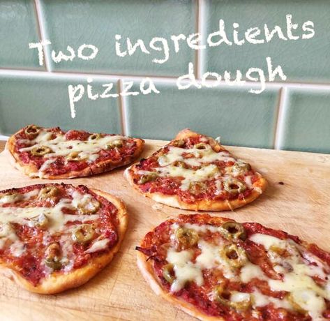 Baby Pizza, Baby Led Weaning First Foods, Baby Puree Recipes, Baby Puree, Baby Eating, Pizza Recipes Dough, Pureed Food Recipes, Mini Pizza, Pizza Stone