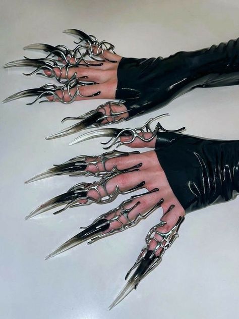 Nails Classy, Nails Easy, Cyberpunk Aesthetic, Cyberpunk Fashion, Nails Spring, Spring Hill, Futuristic Fashion, Nails Coffin, Nail Arts