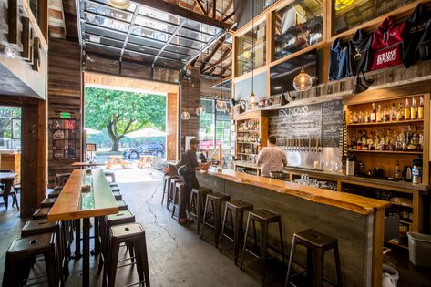 Craft Beer Bar Interior Design, Craft Brewery Aesthetic, Small Brewery Design, Brewery Design Interior, Taproom Design Brewery, Tap Room Brewery Design, Craft Brewery Design, Brewery Architecture, Brewery Bar Design