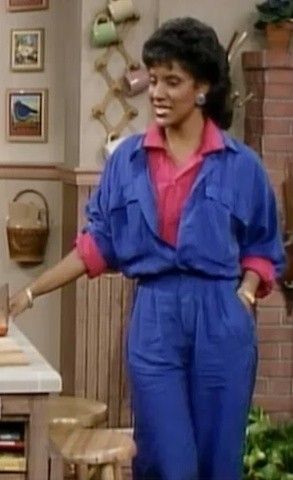 Claire Huxtable Fashion, Cosby Show Fashion, Claire Huxtable, Clair Huxtable, Black 80s Fashion, 80s Fits, Arcade Party, Cosby Show, Phylicia Rashad