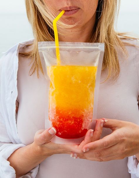 Pouch Drinks Alcohol Recipes, Adult Capri Sun Recipe, Adult Capri Sun, Vodka Slushies, Best Vodka Cocktails, Mango Vodka, Vodka Sunrise, Frozen Drinks Alcohol, Mango And Pineapple