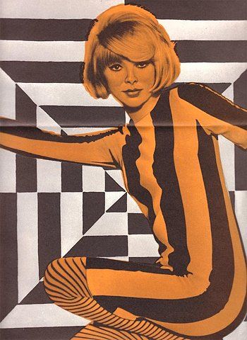 pinned by b22design 1960s Mod Fashion, Mundo Hippie, Fashion 60s, 60s Art, Mod Girl, Mod 60s, Fashion 1960s, Swinging Sixties, 60s Retro