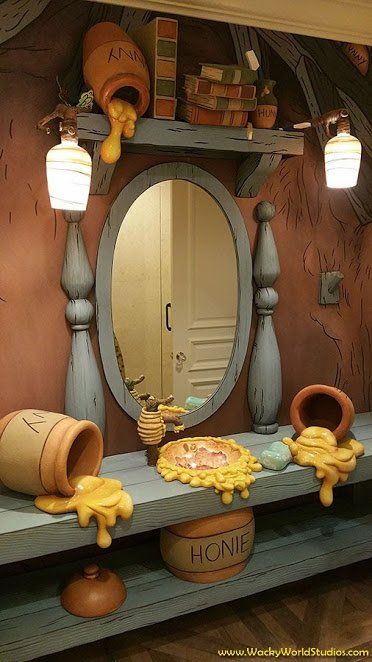 Winnie The Pooh Bathroom, Disney House Ideas, Disney Themed Rooms, Casa Disney, Deco Disney, Disney Room, Disney Room Decor, Disney Bedrooms, Hotel Ideas